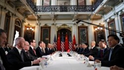 ລາຍການກະຈາຍສຽງຂອງວີໂອເອ ລາວ: ຜູ້ມີສິດເລືອກຕັ້ງຊາວອາເມຣິກັນເຊື້ອຊາຍເອເຊຍ ມີຄວາມຫຼາກຫຼາຍທາງດ້ານວັດທະນະທຳ ແລະ ທັດສະນະທາງດ້ານການເມືອງ.