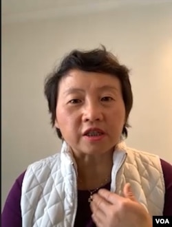 被捕中國律師丁家喜妻子、現居美國位紐約的羅勝春 (美國之音黃麗玲拍攝)