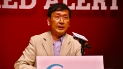 香港大学法律学院公法讲座教授陈文敏。(美国之音 湯惠芸)