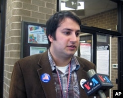 维州投票站工作人员人纳吉