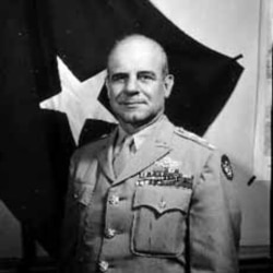 詹姆斯·杜立特中校（历史资料照）