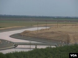 洛杉矶市百分之90用水来自外地（美国之音国符拍摄）