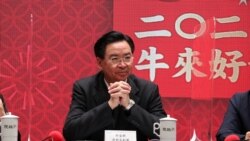 台灣外交部部長吳釗燮出席1月7日上午的行政院院會後記者會（美國之音）