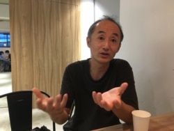 中国纪录片导演闻海（美国之音 陈筠摄）