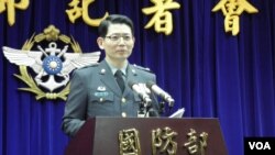 台湾国防部发言人罗绍和(美国之音申华拍摄)