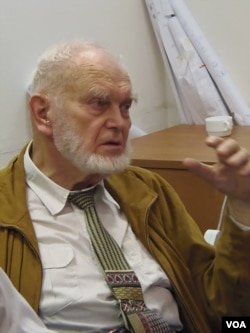 亚博洛科夫教授(美国之音白桦)