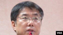 台湾在野党民进党立委 黄伟哲(美国之音张永泰拍摄)