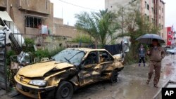 其中一輛被炸車輛