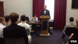 美国智库哈德逊研究所的专家福特