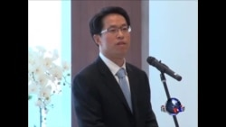 香港中联办主任首访立法会谈政改 