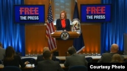 国务院发言人莎琪介绍让媒体获得自由活动(国务院官方网页)