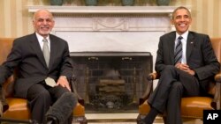 美國總統奧巴馬與阿富汗總統加尼3月24日在白宮橢圓型辦公室會晤