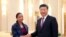 中国国家主席习近平在人民大会堂会晤美国国家安全顾问苏珊·赖斯。（2016年7月25日）