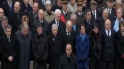 法國為巴黎襲擊受難者舉行悼念儀式
