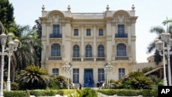 哈利勒博物馆的《罂粟花》油画被盗