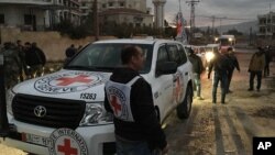 救援車隊抵達邁達亞鎮