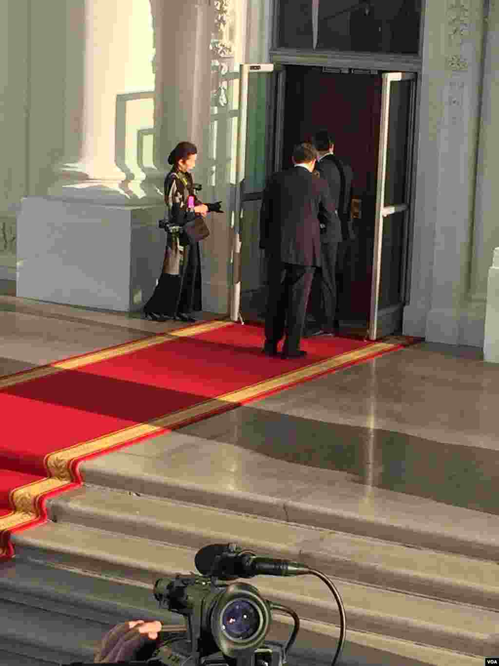 安倍晋三的御用女摄影师。（美国之音张蓉湘拍摄）