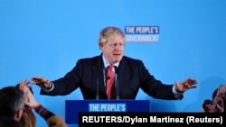 英国首相鲍里斯·约翰逊在大选结果公布后在伦敦举行的保守党活动上发表讲话。（2019年12月13日）