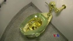 2018-1-26 美國之音視頻新聞: 川普總統欲借梵高畫作 博物館卻給金馬桶