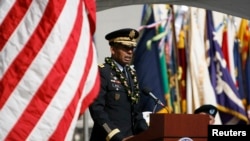 美国太平洋司令部陆军总指挥的文森特.布鲁克斯将军(资料照片)