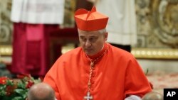 羅馬天主教宗方濟各的賑濟所所長克拉耶夫斯基（Konrad Krajewski）樞機