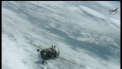 2012-07-01 美國之音視頻新聞: 俄羅斯聯盟號太空船順利返航