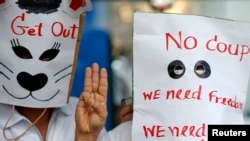 在曼谷的反泰國政變示威者