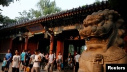 中國的北京大學校門 (資料圖片)