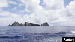 2012東京都政 府考察船2012年9月2日在中日爭執的尖閣群島（釣魚島）水域所拍攝的照片