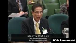 李柱铭在加拿大国会外委会作证（苹果日报图片）