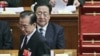中国总理温家宝和重庆市委书记薄熙来在北京两会的会场上(资料照片)