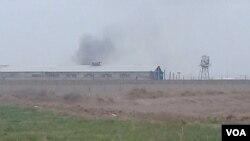 ແຟ້ມພາບ - ຄວັນດຳປາກົດວ່າ ຜຸ່ງຂຶ້ນຈາກຄຸກກາຣຈັກ ໃກ້ກັບເຕຣານ ຂອງອີຣ່ານ, ໃນພາບນີ້, ໄດ້ຖືກເຜີຍແຜ່ໃນທາງອອນໄລນ໌ ໂດຍທ່ານ ມາຈຊູບານ ນົວຣ ຂອງອົງການຂ່າວ ເດີວິສ ອີຣ່ານ ໃນວັນທີ 8 ກຸມພາ 2019. 