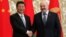 中国国家主席习近平（左）和白俄罗斯总统卢卡申科2015年5月10日在明斯克举行会晤