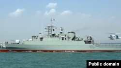 伊朗战舰在军演中