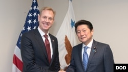 美国国防部副部长沙纳汉2018年1月12日会见日本太空政策大臣（美国国防部照片）