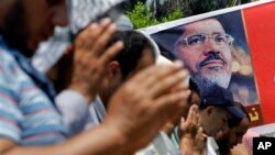 穆爾西支持者希望恢復其總統職