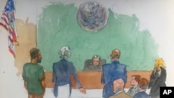 2019年5月2日在张法庭速写中，33岁的纳吉布拉·扎兹（左）在纽约布鲁克林的联邦法院