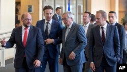 在布魯塞爾討論希臘債務的歐洲各國談判代表