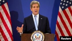 美國國務卿克里4月21日結束在伊斯坦布爾的“敘利亞之友”會議後向媒體發表講話。