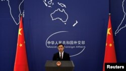 ໂຄສົກກະຊວງການຕ່າງປະເທດຂອງຈີນ ທ່ານ ຫຼິນ ຈຽນ (Lin Jian) ກ່າວໃນລະຫວ່າງກອງປະຊຸມຂ່າວ ໃນນະຄອນຫຼວງ ປັກກິ່ງ.