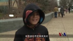 美国人和游客分享新年立志