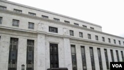 美國聯邦儲備局華盛頓總部大樓 (美國之音王南拍攝)
