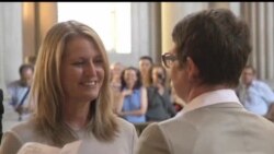 2013-06-29 美國之音視頻新聞: 加州上訴法庭廢除禁止同性婚姻法