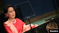 Jagorar kasar Myanmar, Aung San Suu Kyi, a wani lokaci da take jawabi a gaban zauren Majalisar Dinkin Duniya