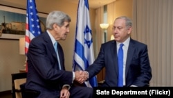 美國國務卿約翰克里抵達柏林，與以色列總理內塔尼亞胡舉行會談。