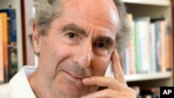 作家菲利普·罗斯2008年在纽约。