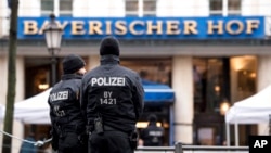 慕尼黑安全会议会场外部署的警力