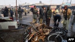 <div>پل معلق پیرتقی در اردبیل<br />
عکس: از گروه کوهنوردی دومان داغچیلار تبریز (ارسالی شما)</div>
