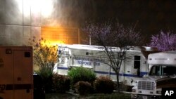 一輛美國國會警察專車停在郊外一個郵件處理中心。該車專責查處有害物質。（資料圖片）