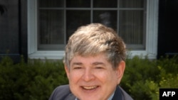 下半身麻痹的残疾人乔尔•索尔科夫